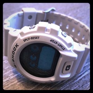 G-SHOCK UNISEX 3230 SHOCK RESISTANT, WATER PROOF